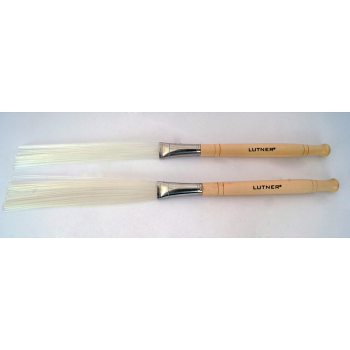 Щетки для барабана пластиковые, деревянная ручка Lutner фото